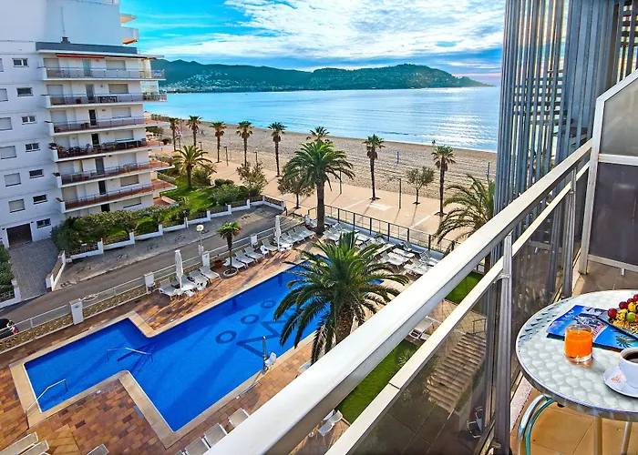 Hotel Monterrey Roses By Pierre & Vacances